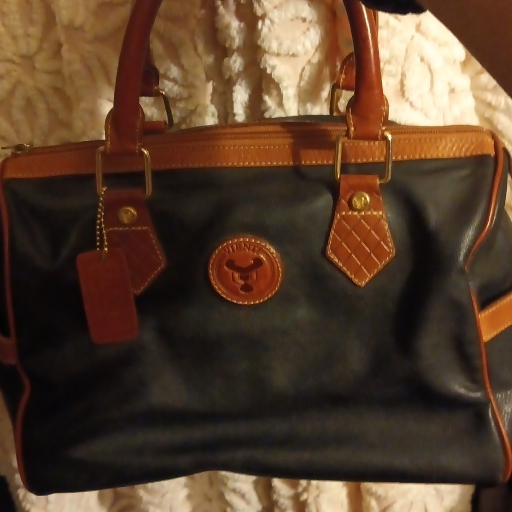 Vintage Vienti Purse Clutch Note : No Shoulder Strap Is Included